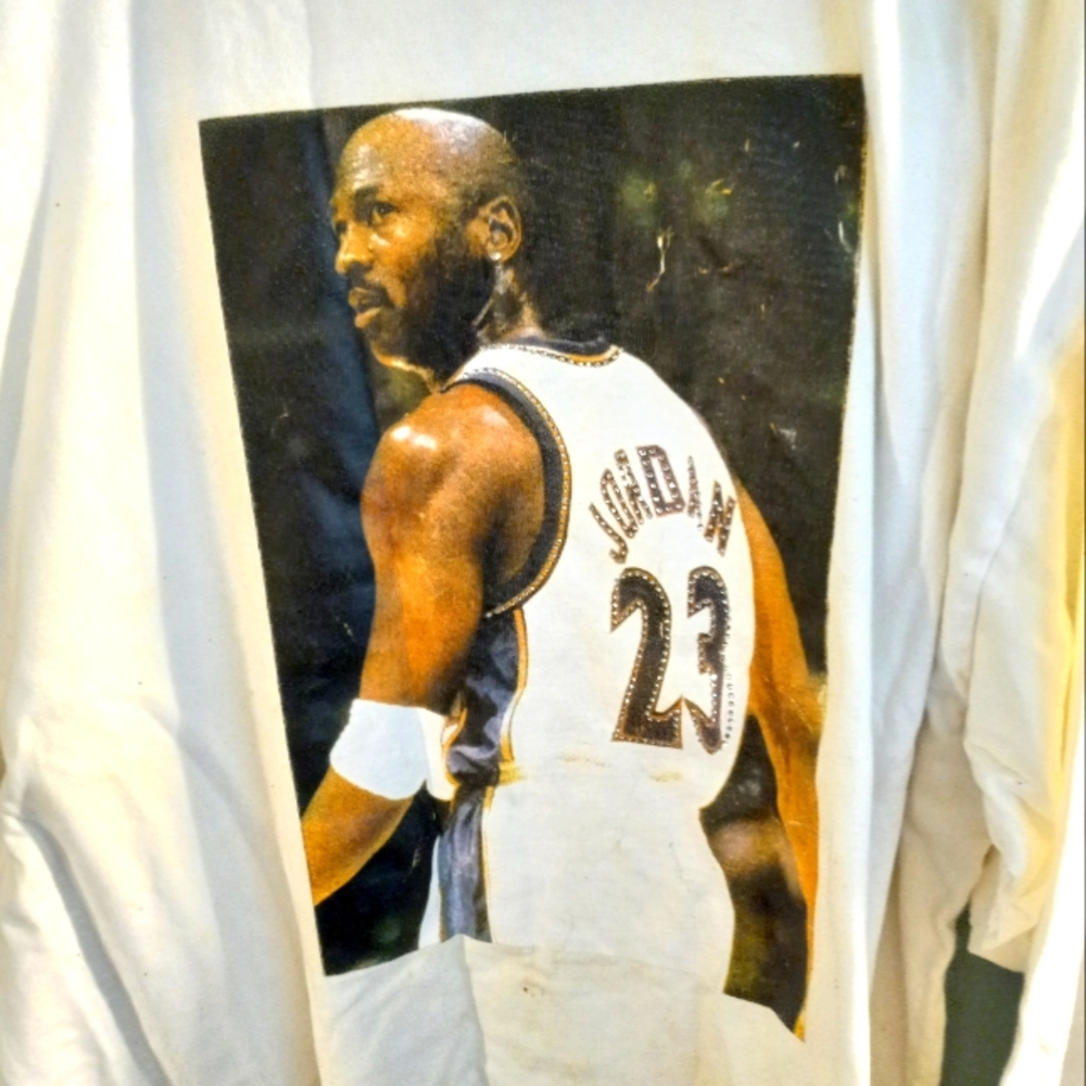 Michael Jordan long sleeve shirt throwback